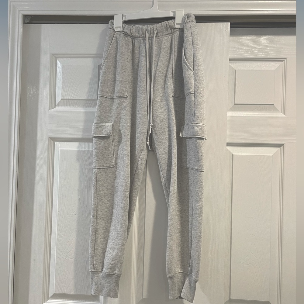 PINK Victoria Secret Light Gray Sweatpants! Size S